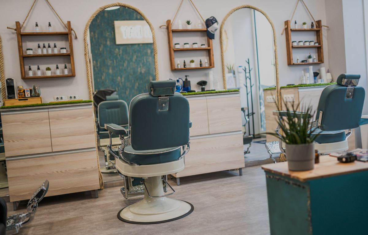 Barber Bay Óbuda – férfi fodrász szalon belső tere